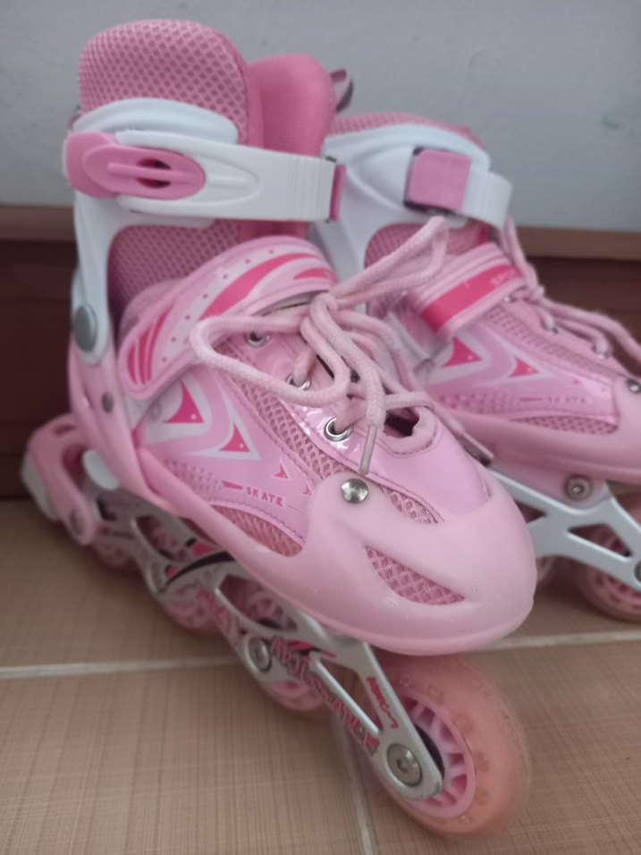 Pembe Renkli Kız Paten - Görsel 3