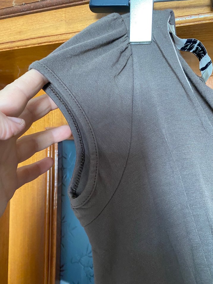 Taba  rengi V Yaka Kemerli Midi Elbise. - Görsel 4