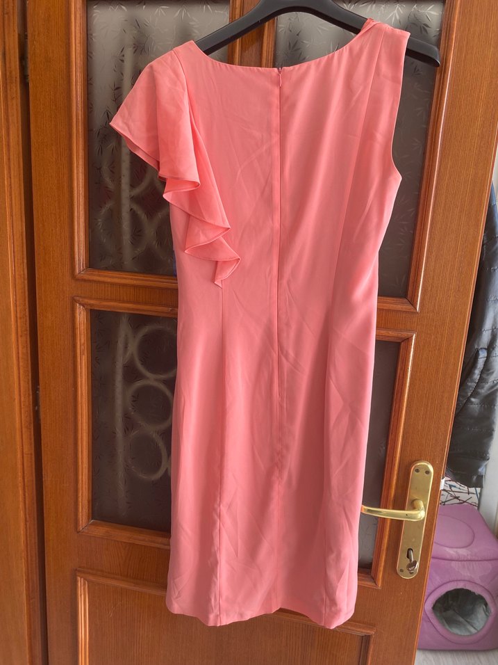 Yavruağzı  Midi V Yaka Fırfırlı Elbise - Görsel 2