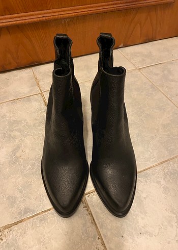 Siyah Deri Kadın Botlar, Tokalı, Blok Topuklu - Görsel 2