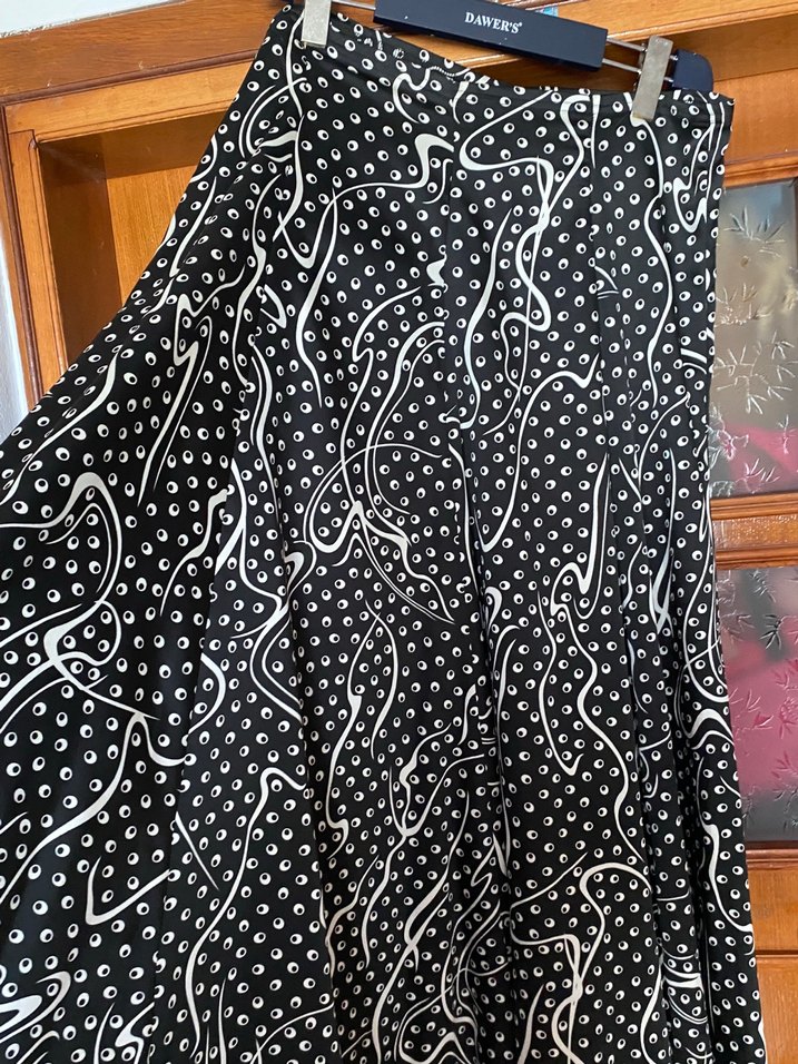 Siyah Desenli  Detaylı Uzun Etek - Görsel 3