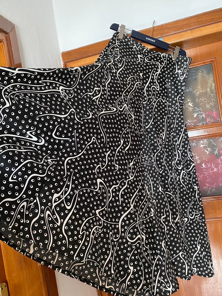 Siyah Desenli  Detaylı Uzun Etek - Görsel 2