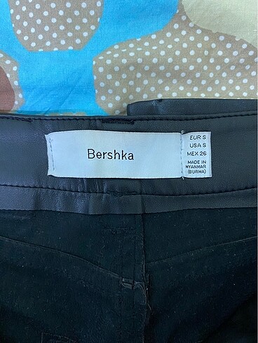 Bershka Deri pantolon