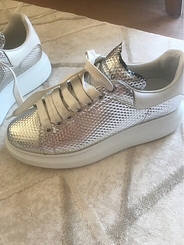 Alexander McQueen Favori