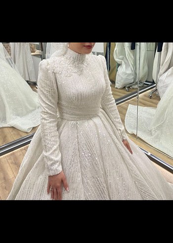 İşlemeli Beyaz Uzun Kol Tesettür Gelinlik - Görsel 3