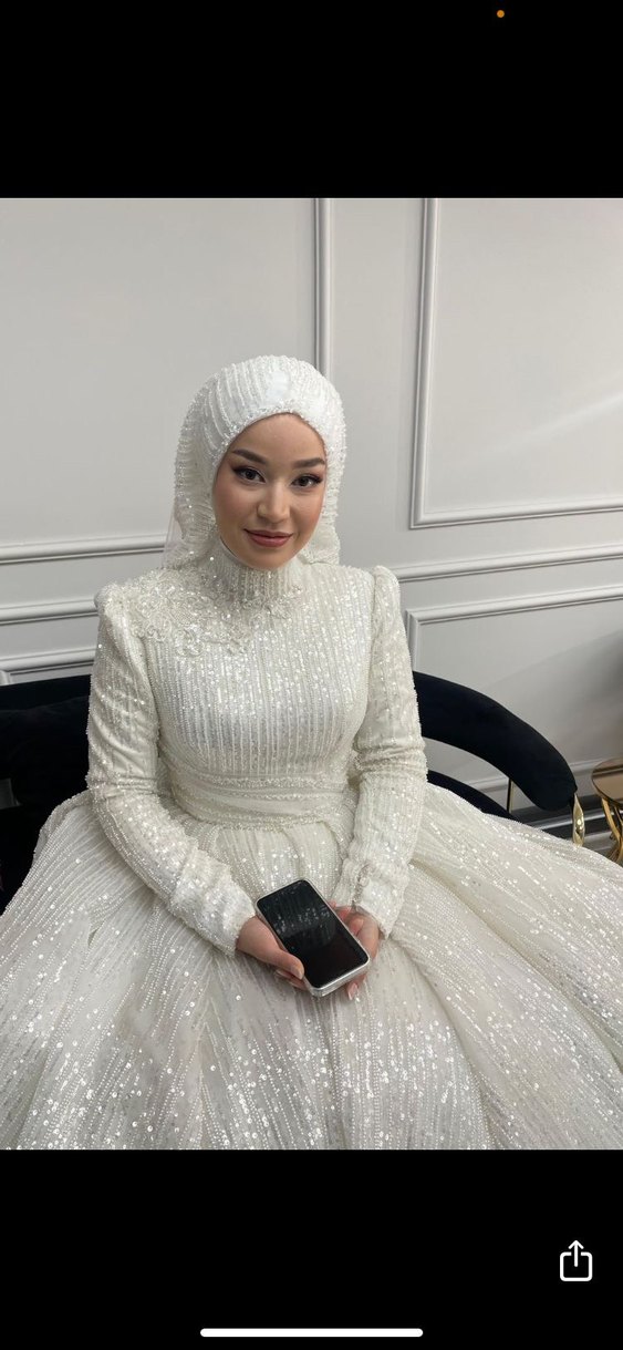 İşlemeli Beyaz Uzun Kol Tesettür Gelinlik - Görsel 5