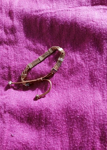 Pembe Parlak Boncuklu Yılan Desenli Bileklik - Görsel 2