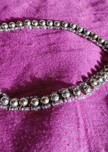 Uzun Mor İşlemeli Boncuklu Kadın Kolye - Görsel 2