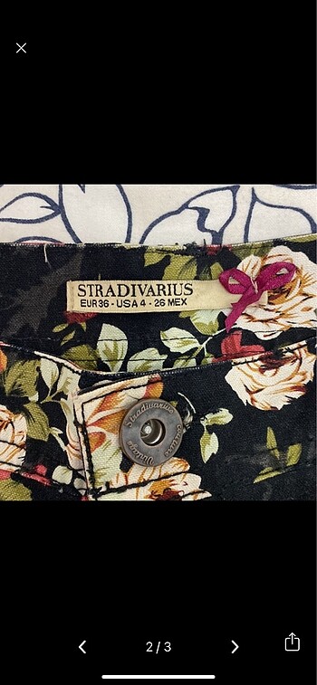Stradivarius Stradivarius Çiçekli Şort