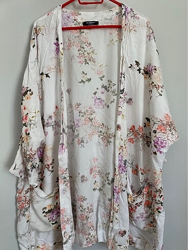 LC Waikiki kimono