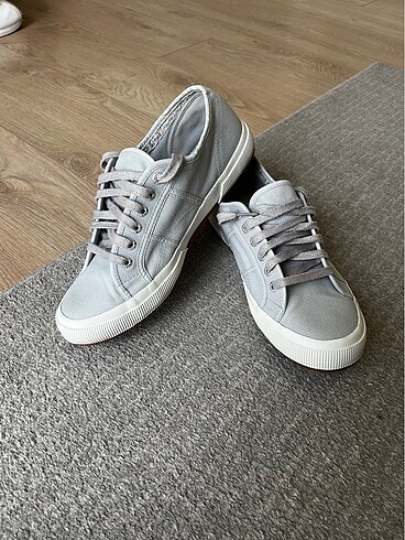 Superga - 43 Numara