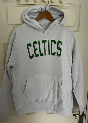 Diğer Beyaz Kapüşonlu Celtics Sweatshirt - L Beden