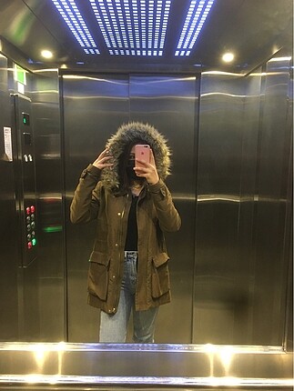 Zara mont