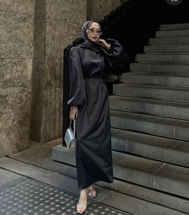 Uzun Gri Dökümlü Tesettür Abiye Elbise - Görsel 3