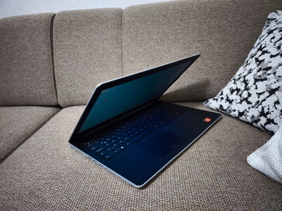 DELL LAPTOP AMD Ryzen 3 2200U İŞLEMCİ 256 GB SSD - Görsel 3