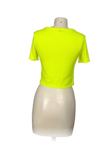 m Beden H&M T-shirt %70 İndirimli.