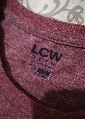 LC Waikiki Kolsuz sıfır tişort sadece denendi