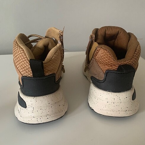 25 Beden Zara Erkek Çocuk Botu