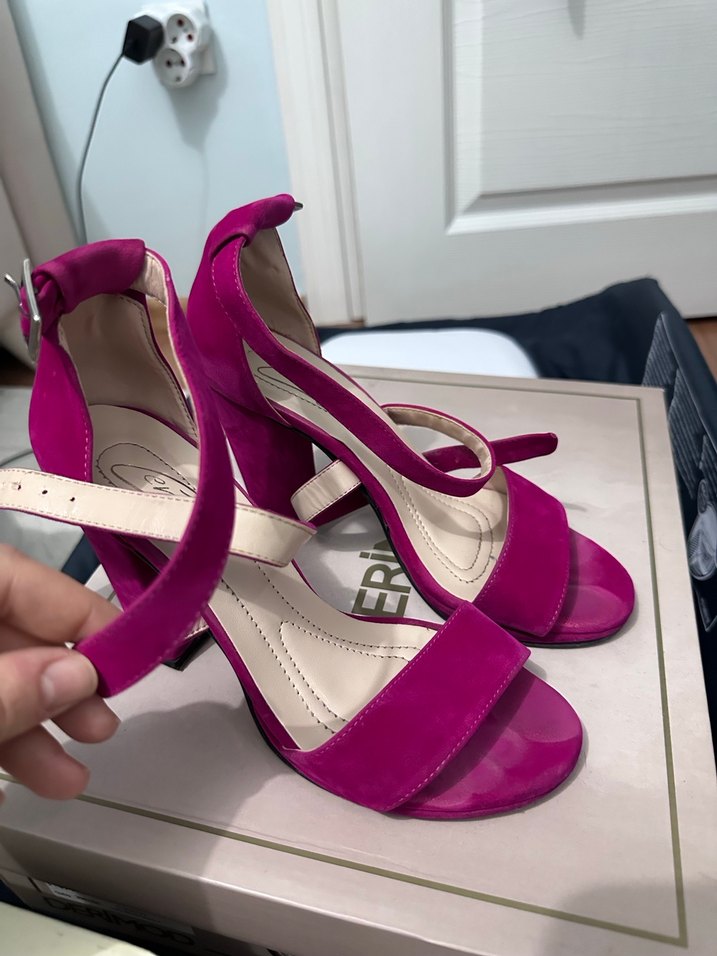 Pembe Süet Stiletto Topuklu Kadın Ayakkabı - Görsel 3