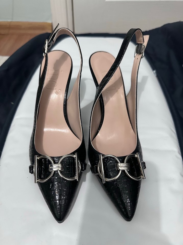 Kadın Siyah Stiletto Kemerli Topuklu Ayakkabı - Görsel 4