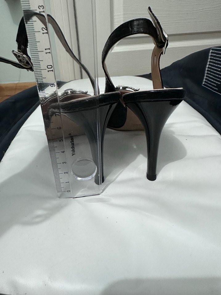 Kadın Siyah Stiletto Kemerli Topuklu Ayakkabı - Görsel 2