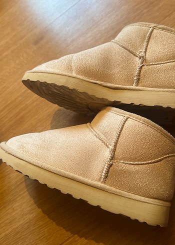 Bej Süet Kürklü Kadın Dolgu Topuk Bot - Görsel 4