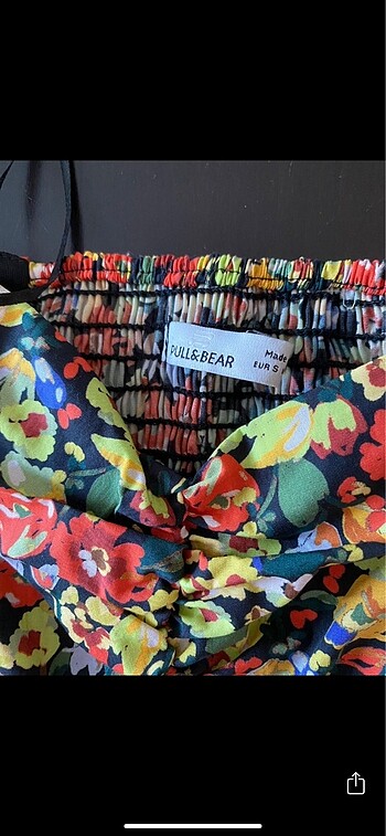 s Beden Pull&bear balon kol çiçekli crop