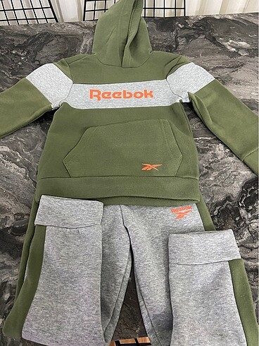 Reebook eşofman takım