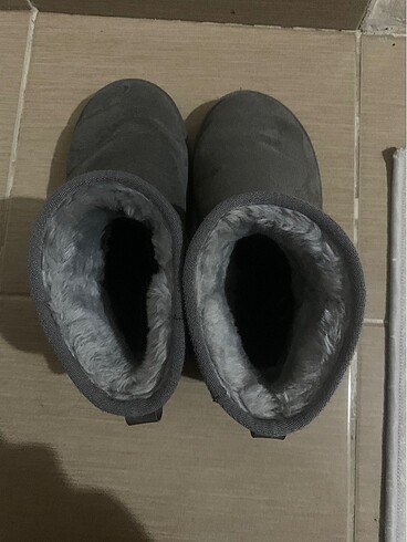 39 Beden gri Renk Ugg gri renk