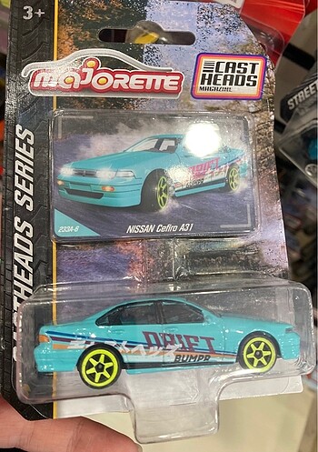 Majorette Nissan cefiro a31
