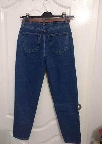 LC Waikiki Kadın Mavi Bol Kesim Kemerli Jean