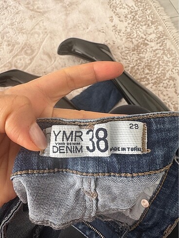 38 Beden mavi Renk 38 beden aynı kot