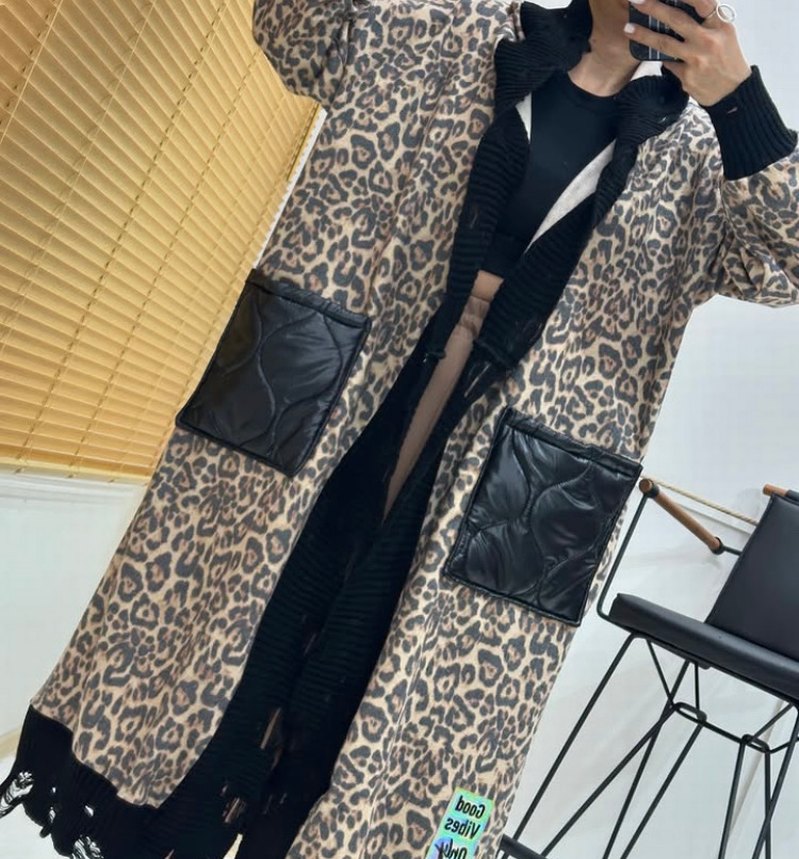 Leopar Desenli Kadın Deri detaylı kap - Görsel 2