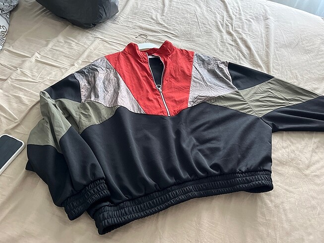 l Beden Zara sweat