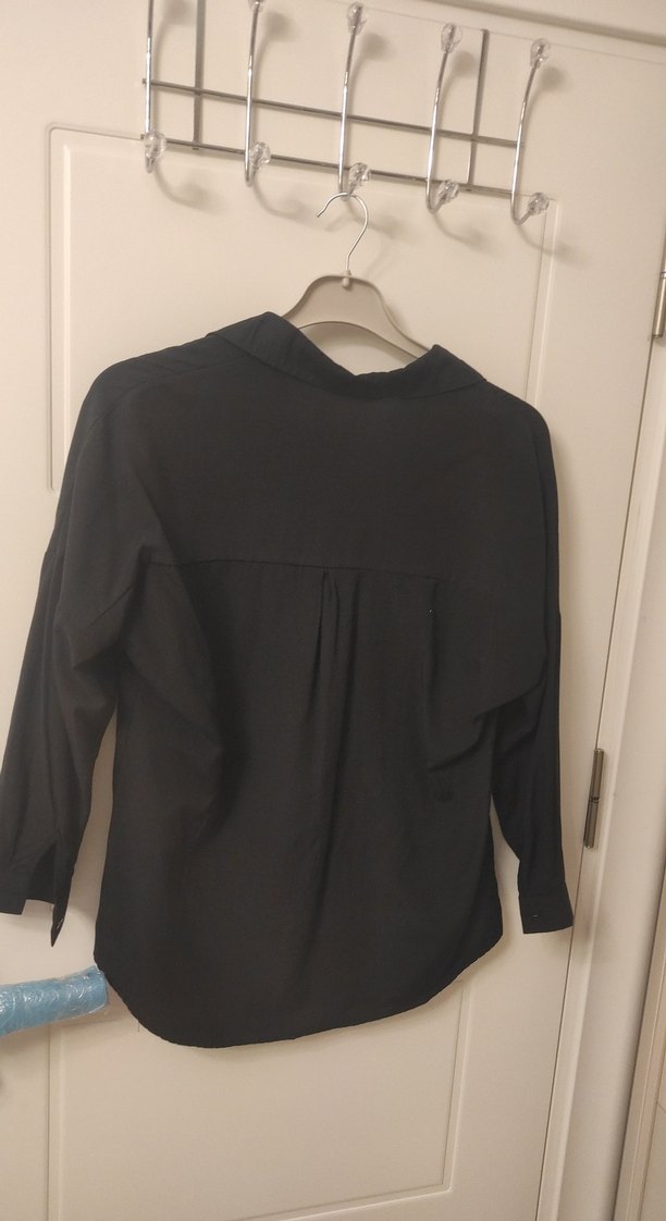 Kadın Siyah Keten Uzun Kollu Gömlek - Görsel 4