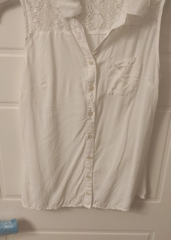 Düğmeli Beyaz Keten Kadın Gömlek - Görsel 3