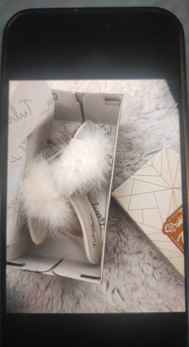 Beyaz Tüylü Stiletto Topuklu Kadın Terlik - Görsel 5