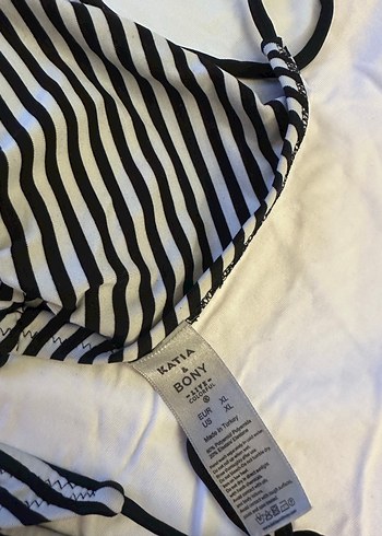 Katia & Bony Püsküllü Çizgili İpli Kadın Bikini - Görsel 2