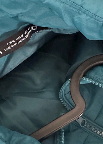 Zara Turkuaz Kolsuz Yelek - Görsel 3