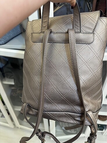  Beden Guess çanta