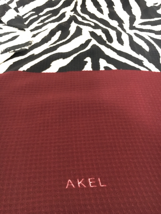 Meşhur zebra desenli şal
