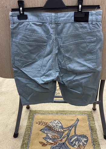 Gri Mini Kot Şort, Kemerli, Regular Fit - Görsel 2