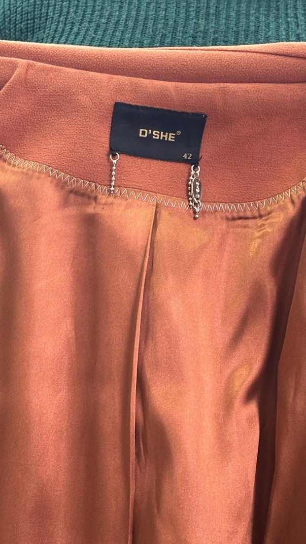 Kapüşonlu Çift Düğmeli Kaban - Görsel 4