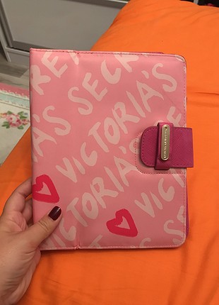l Beden pembe Renk Victoria?s secret ipad kilifi