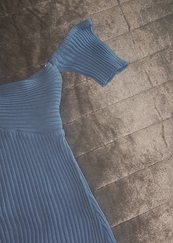 Mavi V Yaka Midi Triko Elbise - Görsel 4