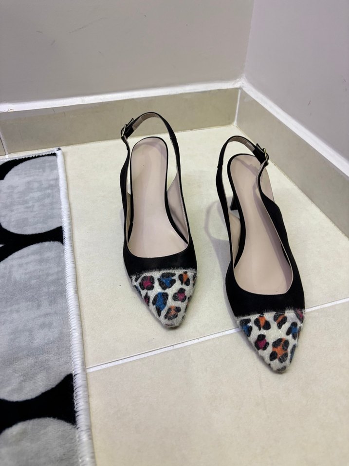 Leopar Desenli Tokalı Süet Stiletto - Görsel 2