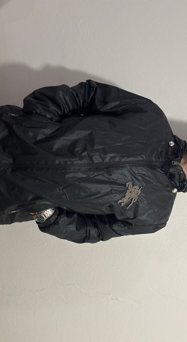 Siyah Nakışlı Erkek Spor Stil Yağmurluk - Görsel 2