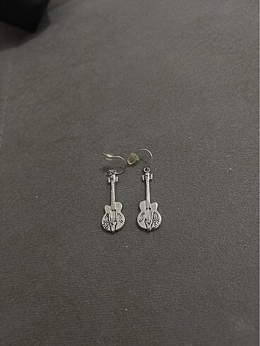  Beden Gitar küpe