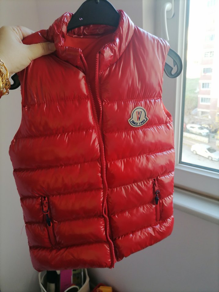 Kız Çocuk Kırmızı Parlak Yelek - Görsel 2