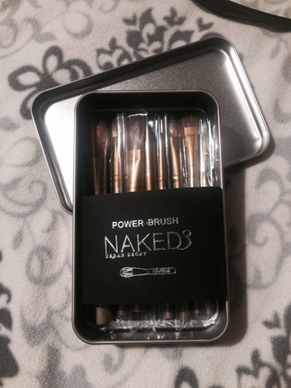 Diğer Naked3 urban decay